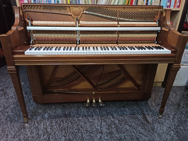 原裝 KAWAI KL-11WI直腳 歐式鋼琴 2