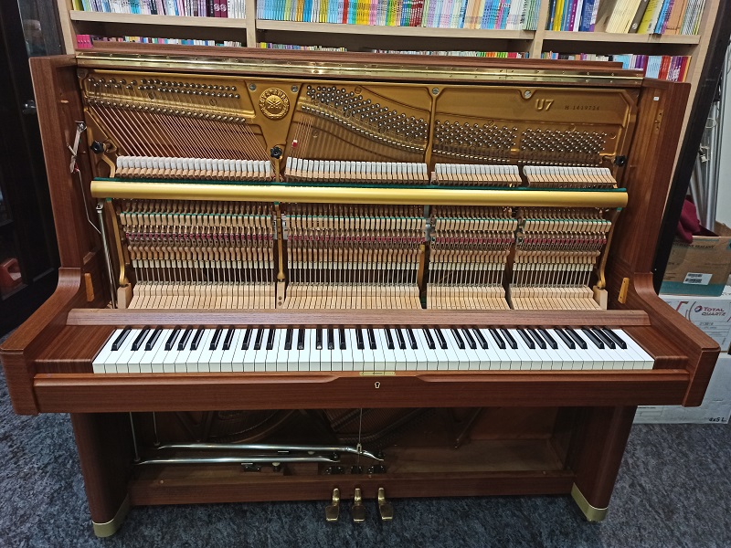 日本原裝 YAMAHA U7H 1