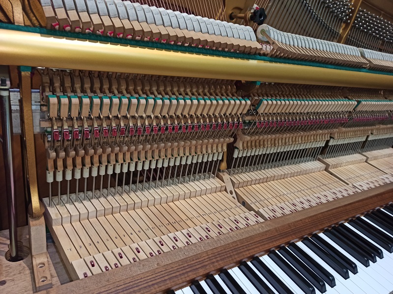 日本原裝 YAMAHA U7H 4