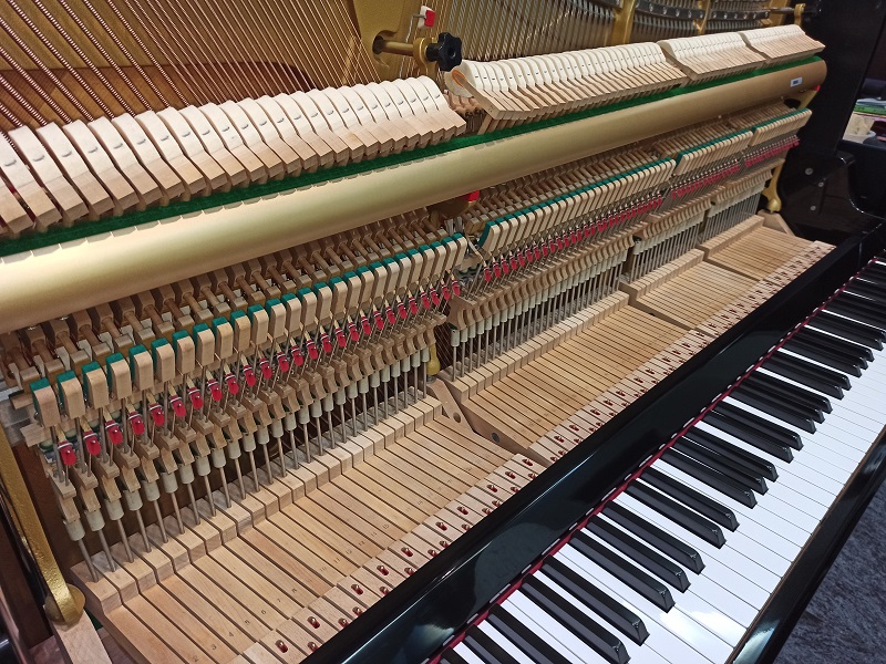 台裝YAMAHA U3 3