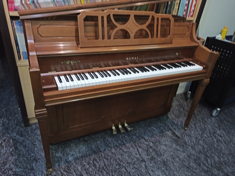 原裝 KAWAI KL-11WI直腳 歐式鋼琴